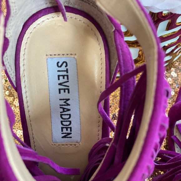 Fringe - Picture 5 of 8